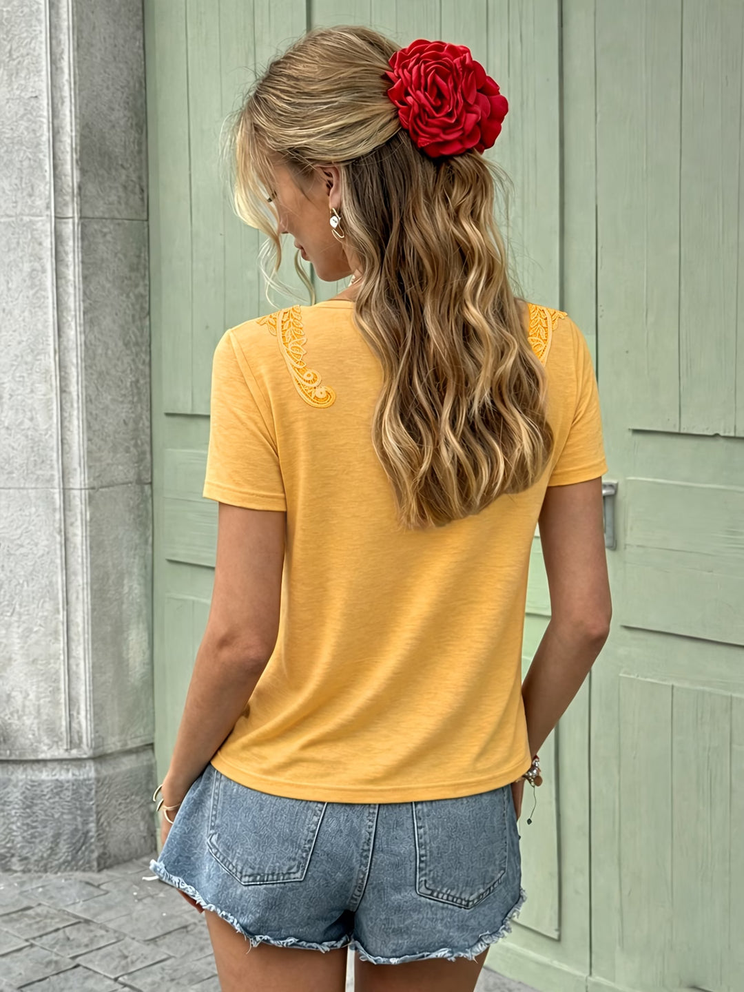 Lucille | Lace Trim Short Sleeve Tee