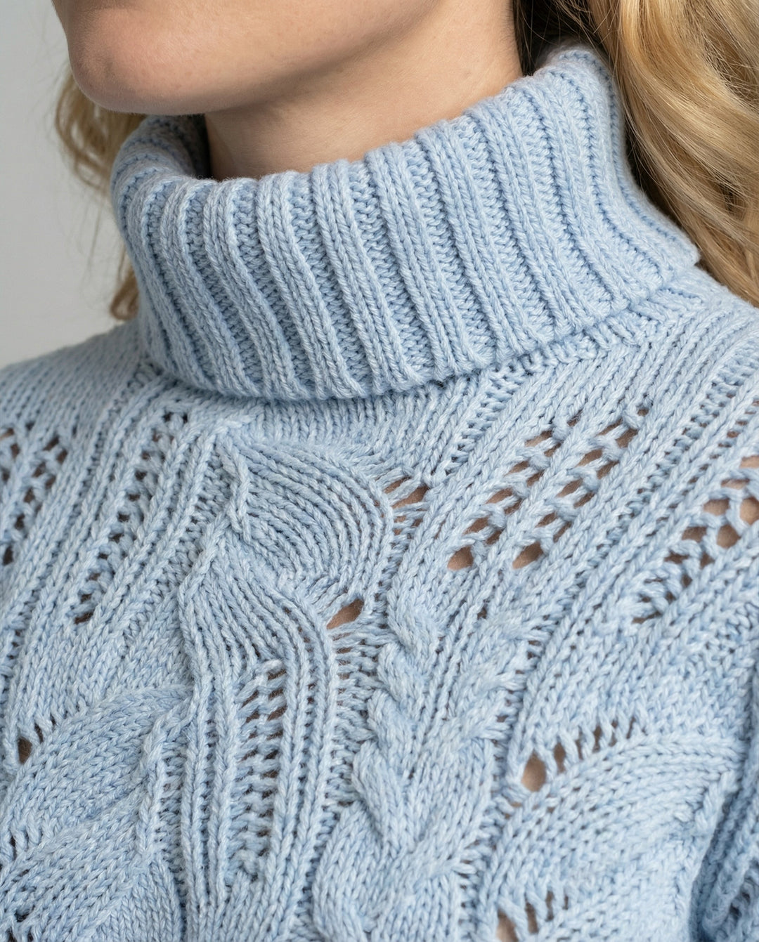 Women’s Luxury Cashmere Sweater with Minimalist Design & Soft Warmth | Lune London